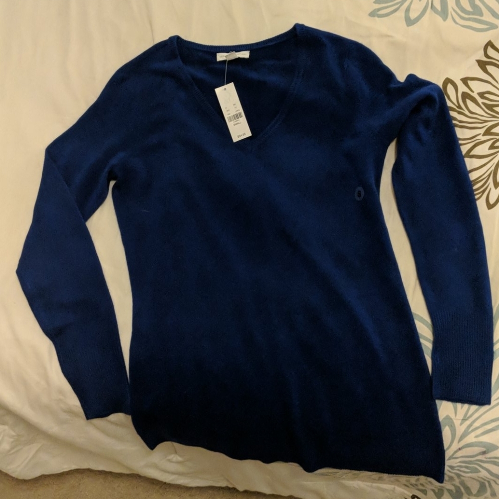 New York & company royal blue sweater